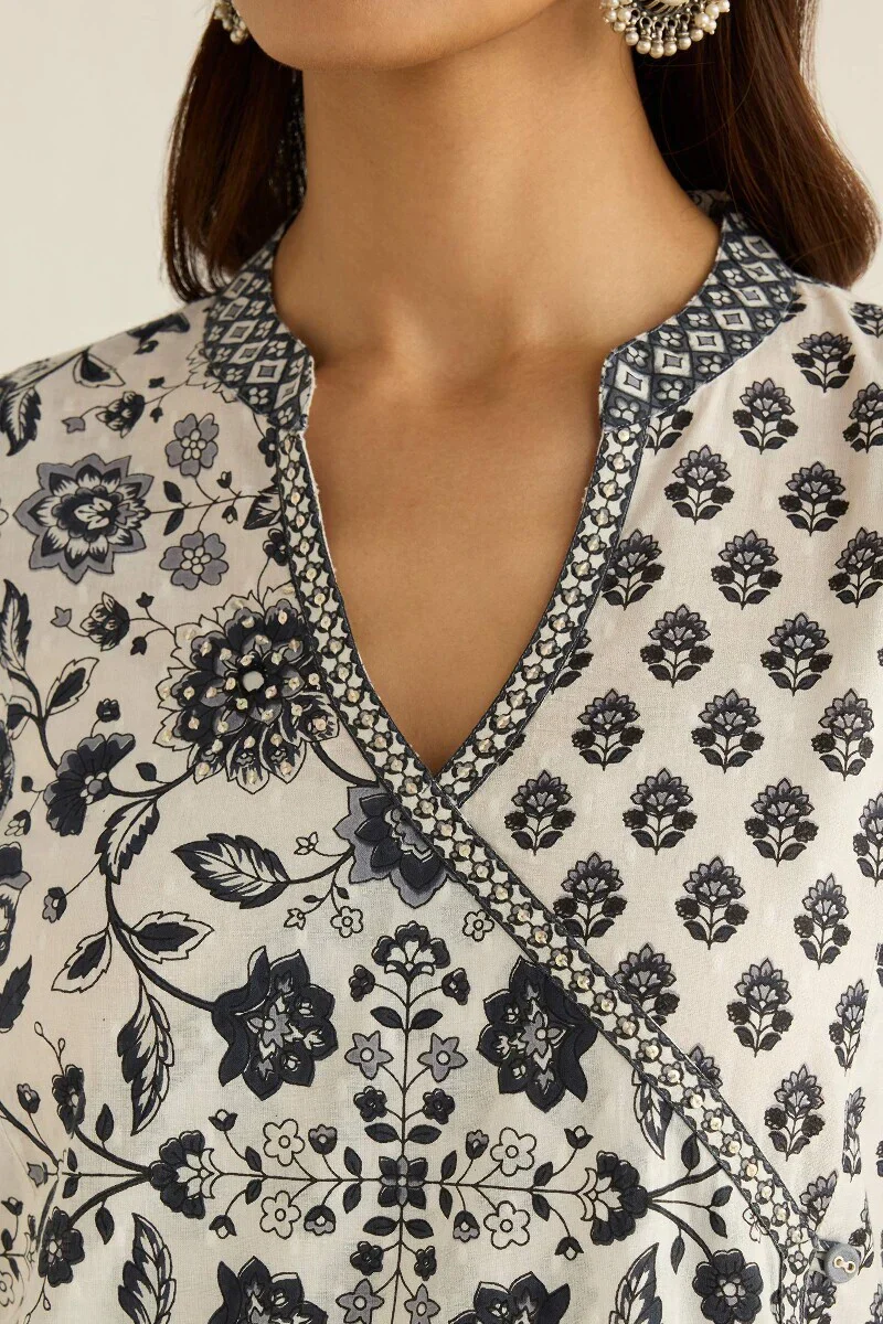 Surplus: Gulraiz Mahi Sanganeri Kurta - Image 5