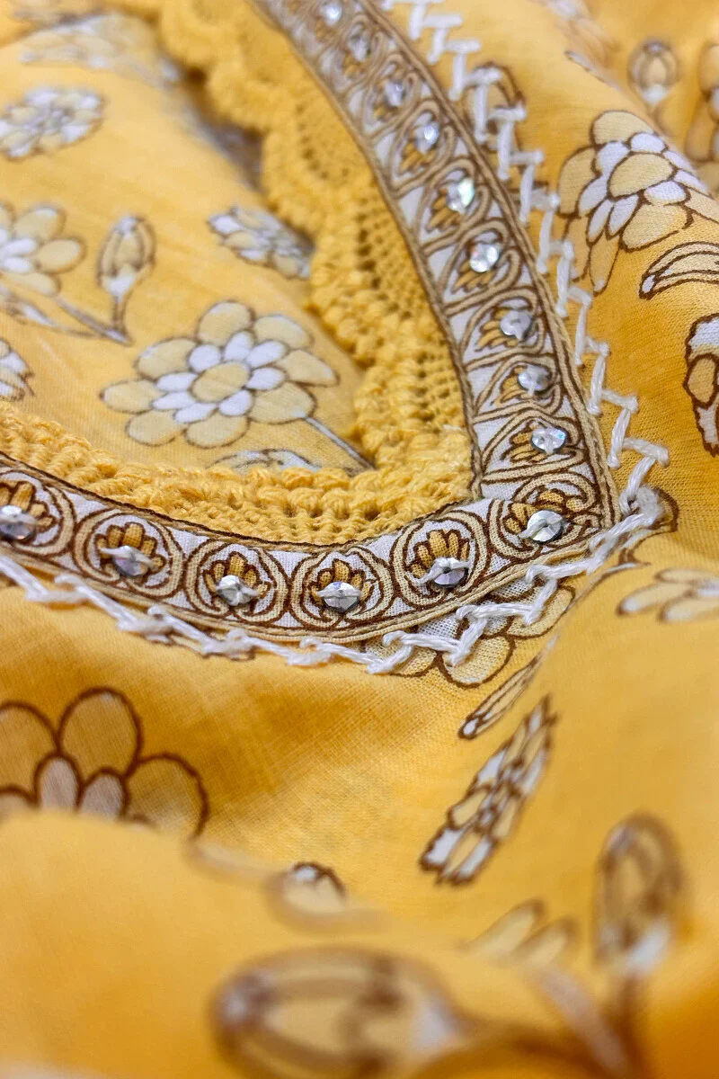 Surplus: Gulraiz Nargis Sanganeri Kurta - Image 3