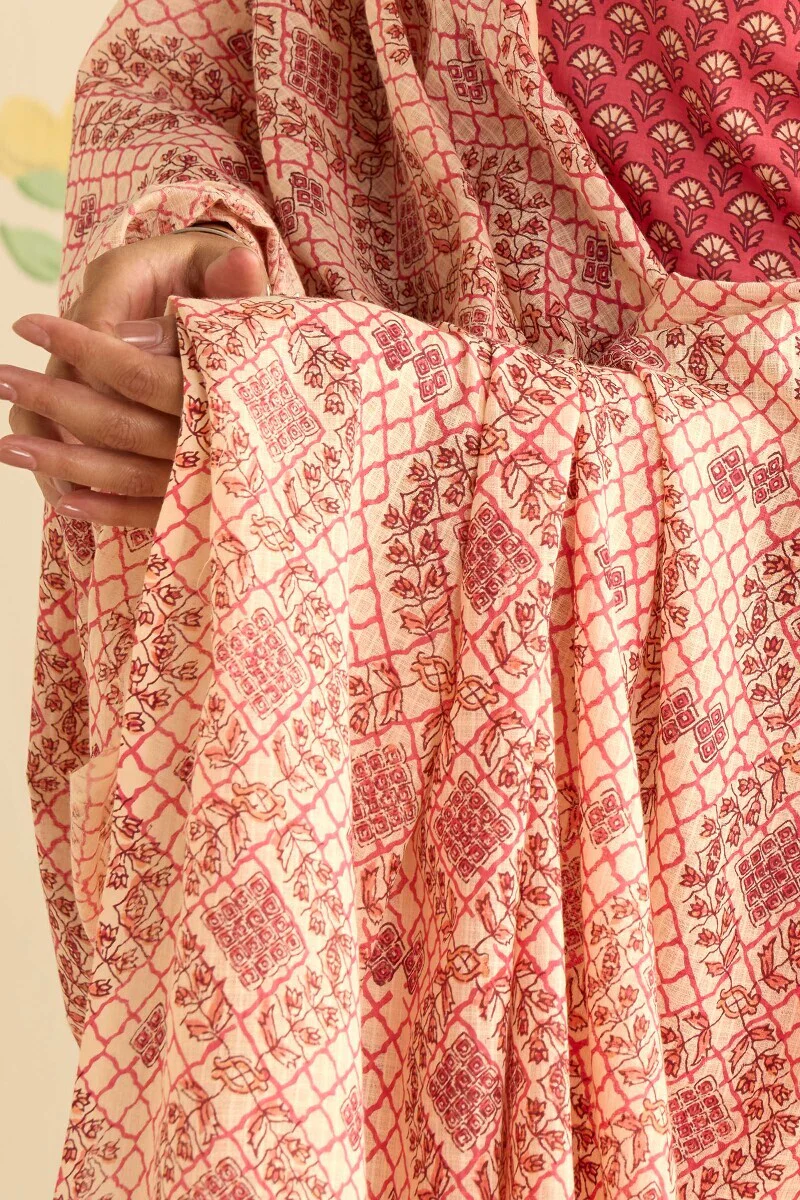 Gulraiz Niharika Dupatta - Image 4