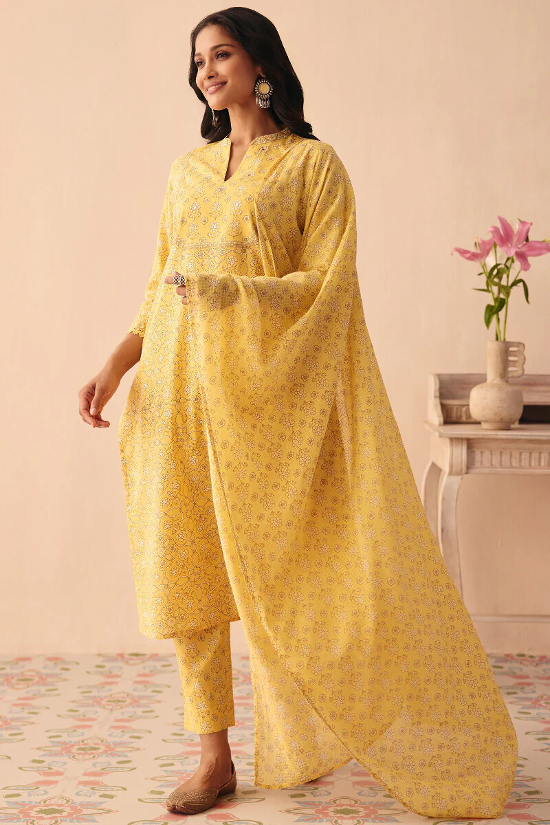 Gulraiz Rehmat Sanganeri Kurta - Image 3