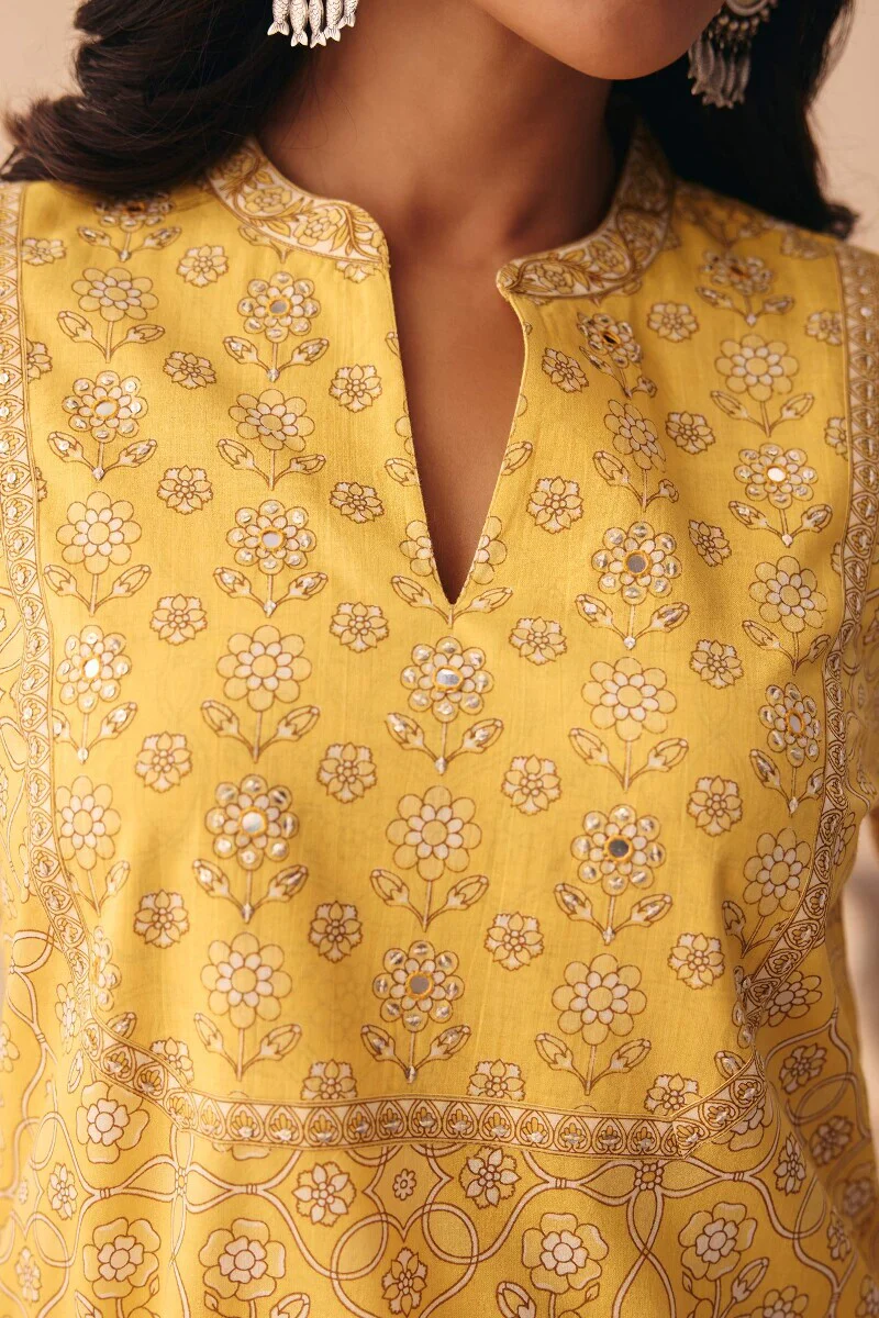 Gulraiz Rehmat Sanganeri Kurta - Image 4
