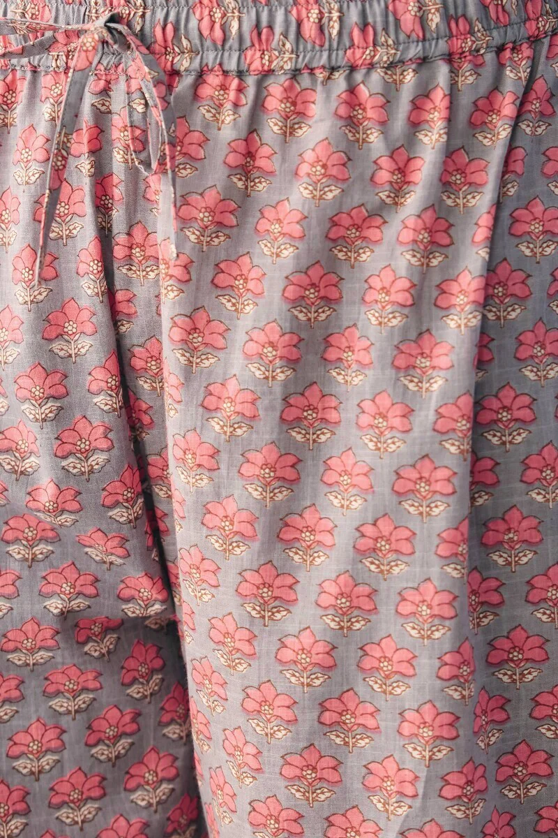 Gulraiz Tahira Izhaar Pants - Image 4
