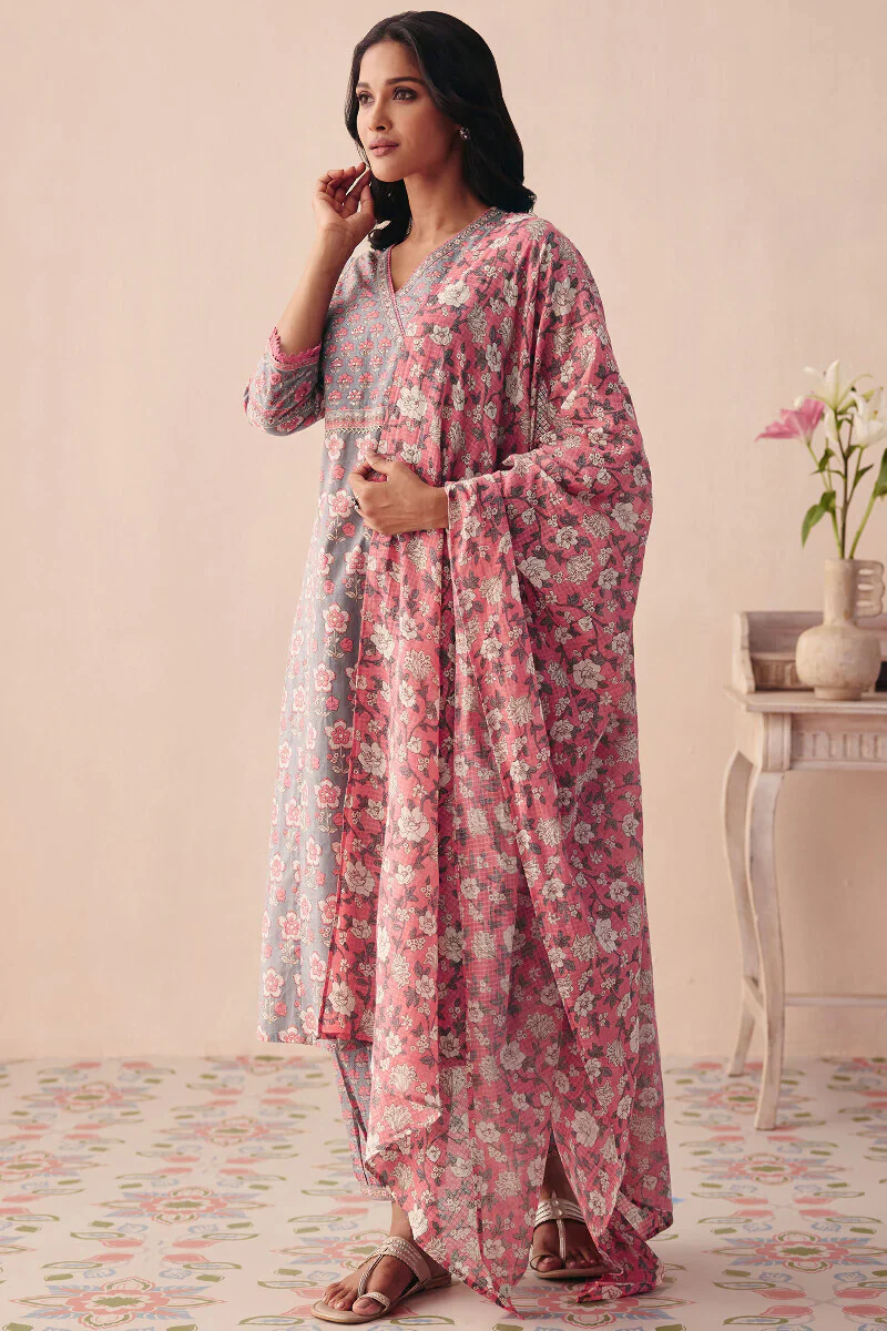 Surplus: Gulraiz Tahira Izhaar Pants - Image 3