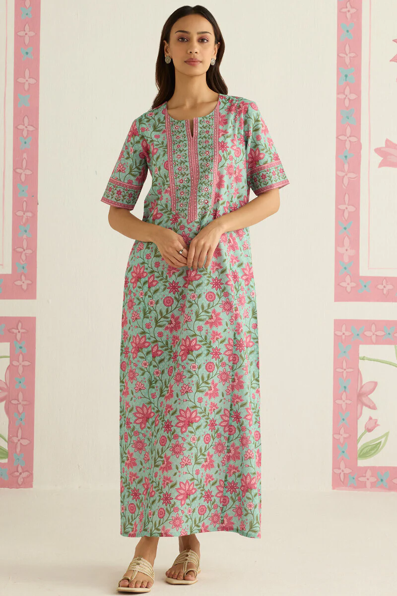 Gulraiz Tahira Kaftan - Image 3
