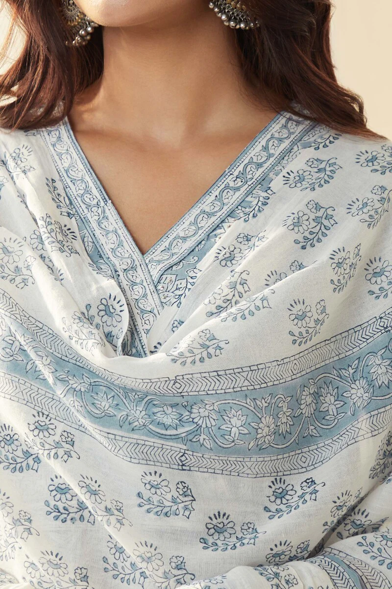 Gulzar Noor Dupatta - Image 2