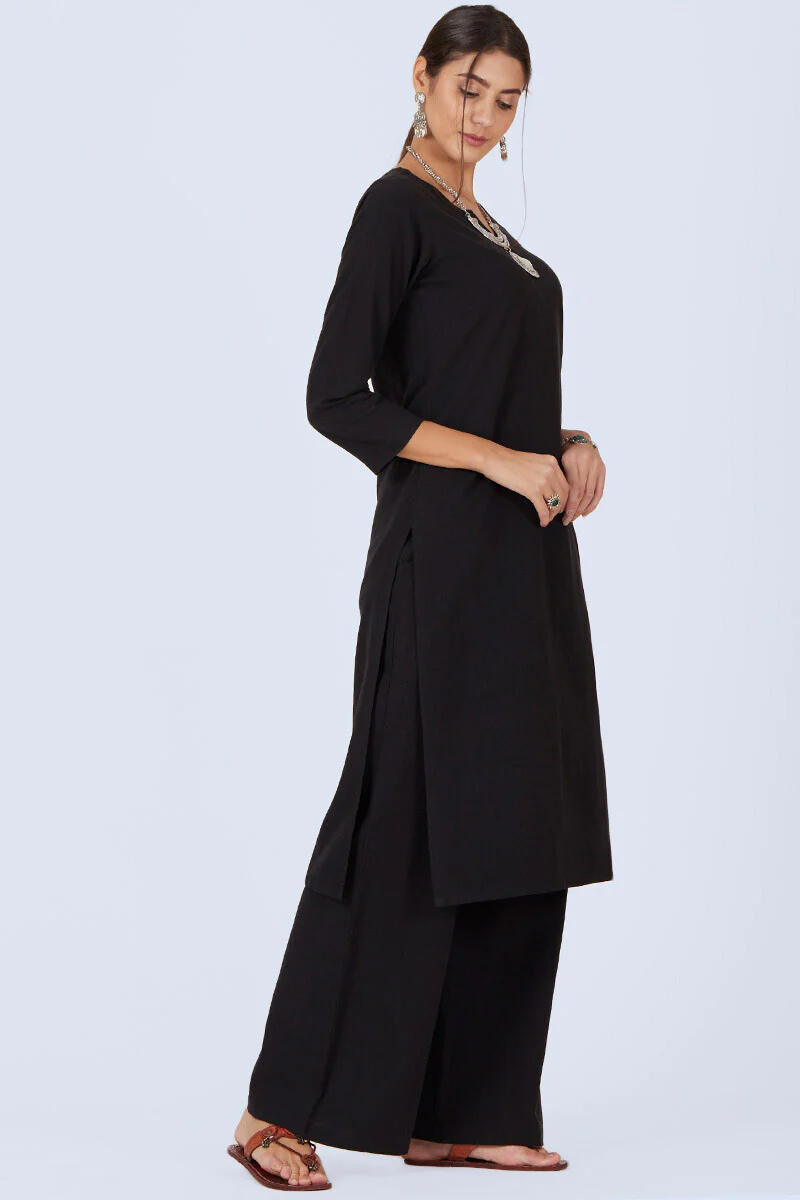 Handloom winter - Image 2