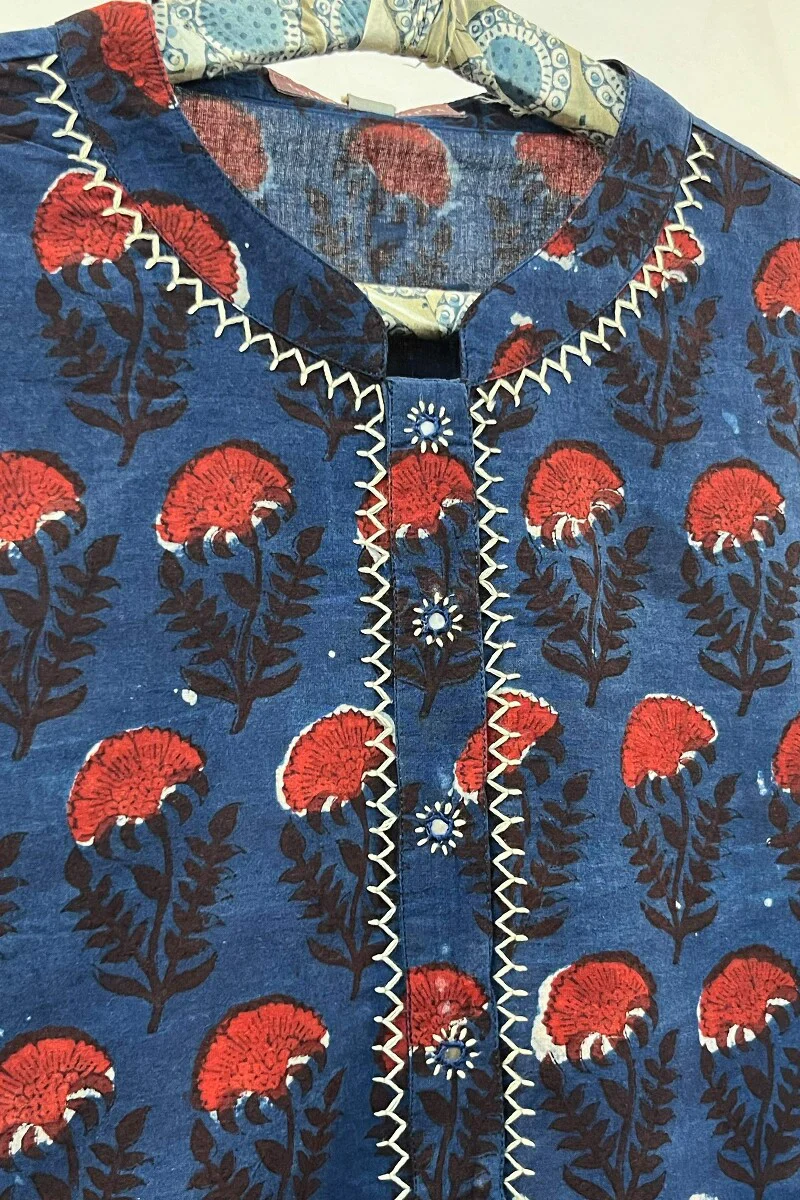 Indigo Block Printed Handcrafted Straight Cotton Kurta - Image 2