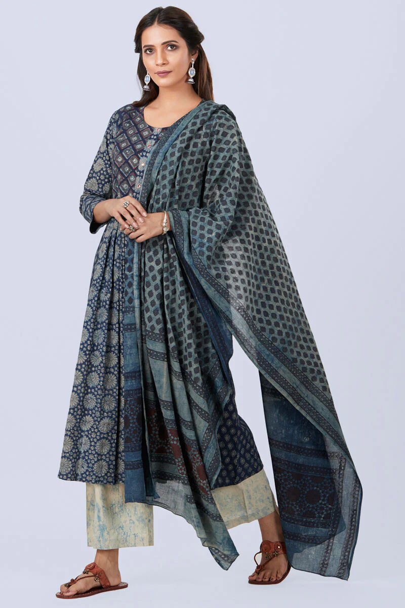 Indigo marble dupatta - Image 3
