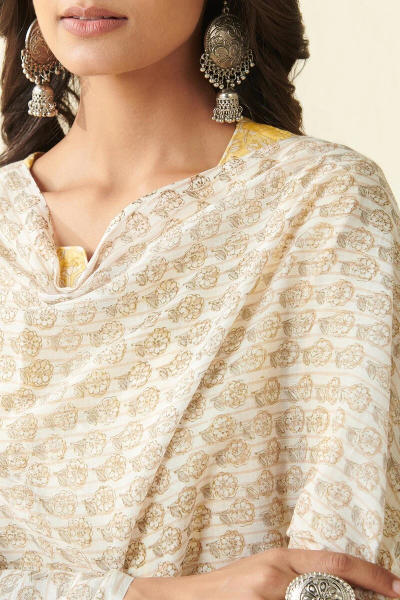 Isfahan Ferhia Sanganeri Dupatta - Image 3