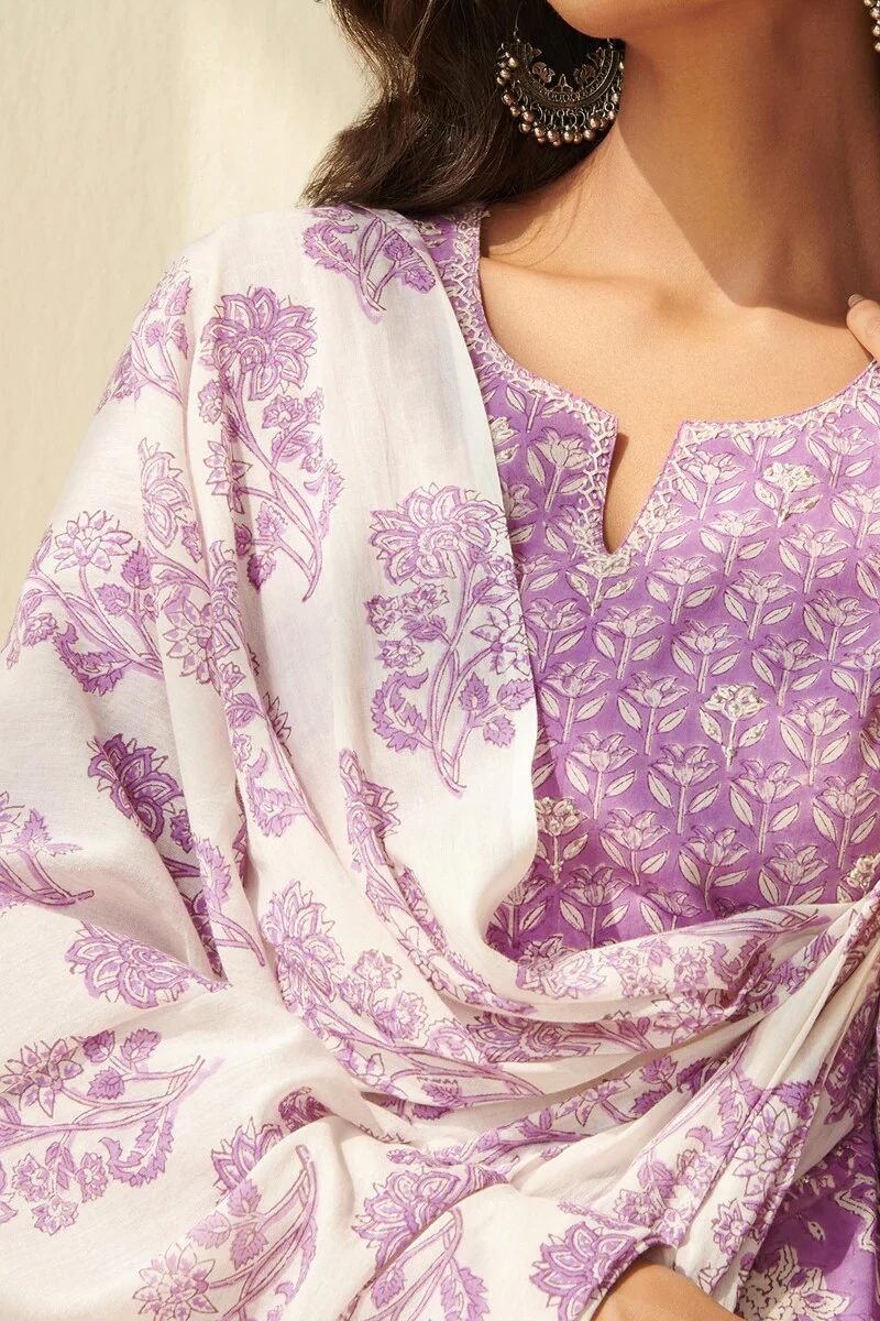 Isfahan Zenia Sanganeri Dupatta - Image 2