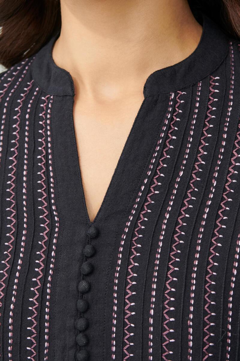 Kashida Black Handloom Kurta - Image 3