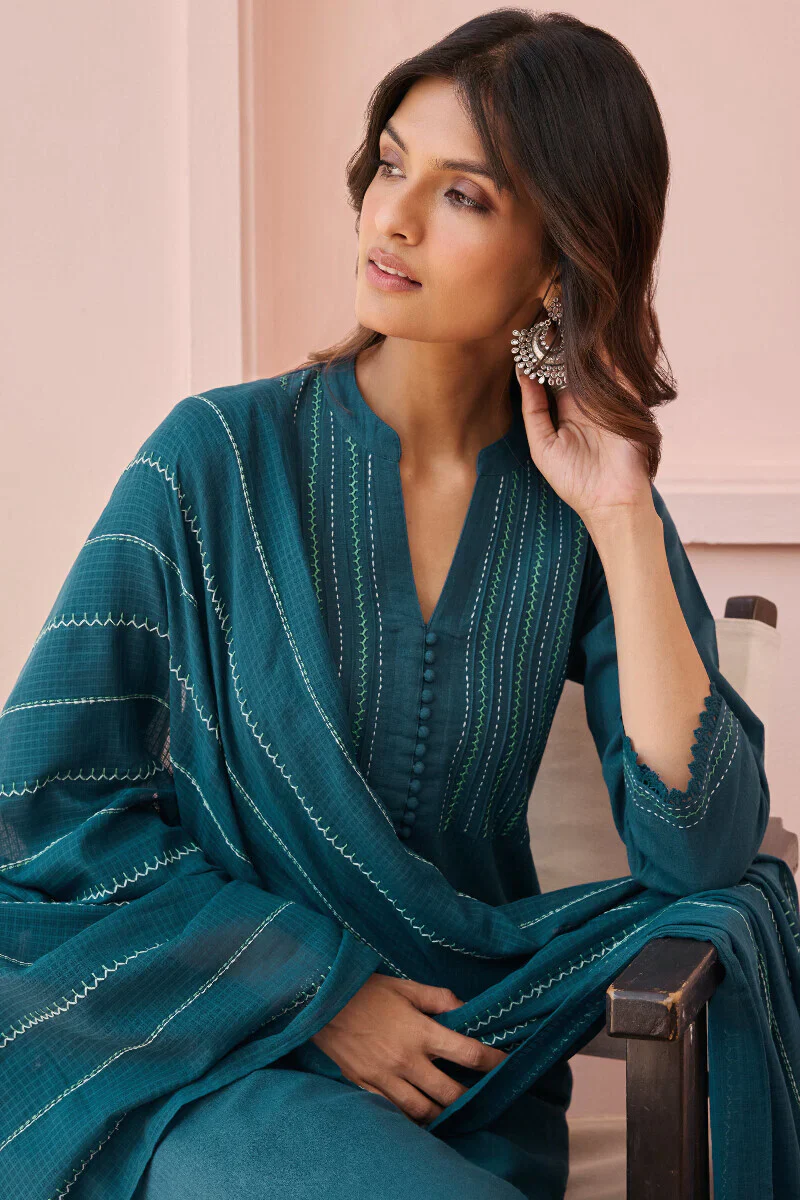 Surplus: Kashida Kiara Blue Dupatta