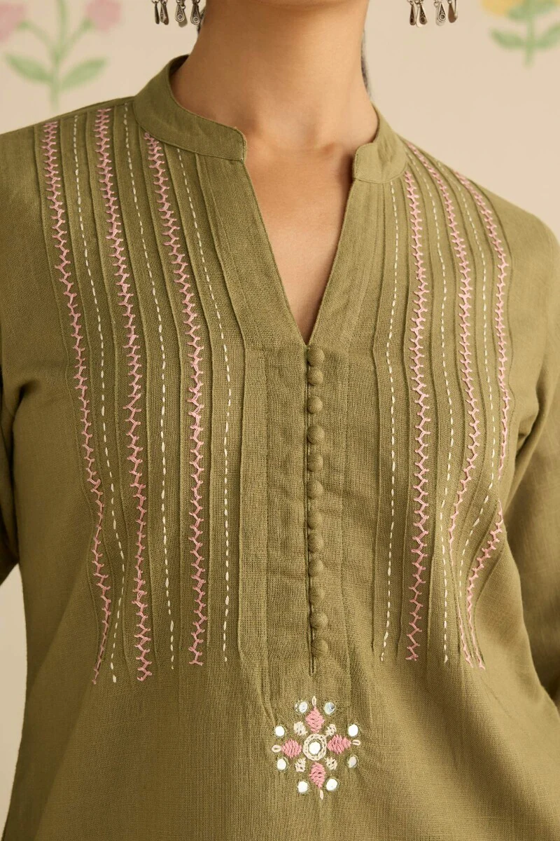 Kashida Kiara Olive Green Kurta - Image 5