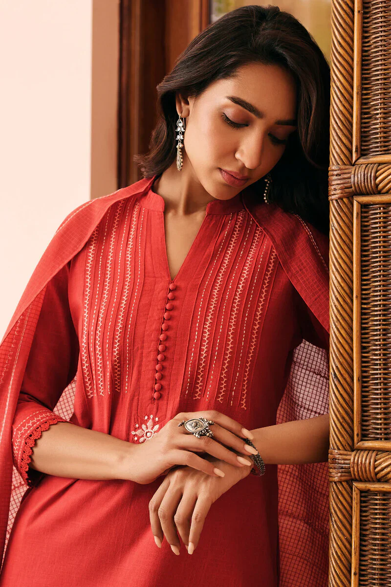 Surplus: Kashida Kiara Red Kurta