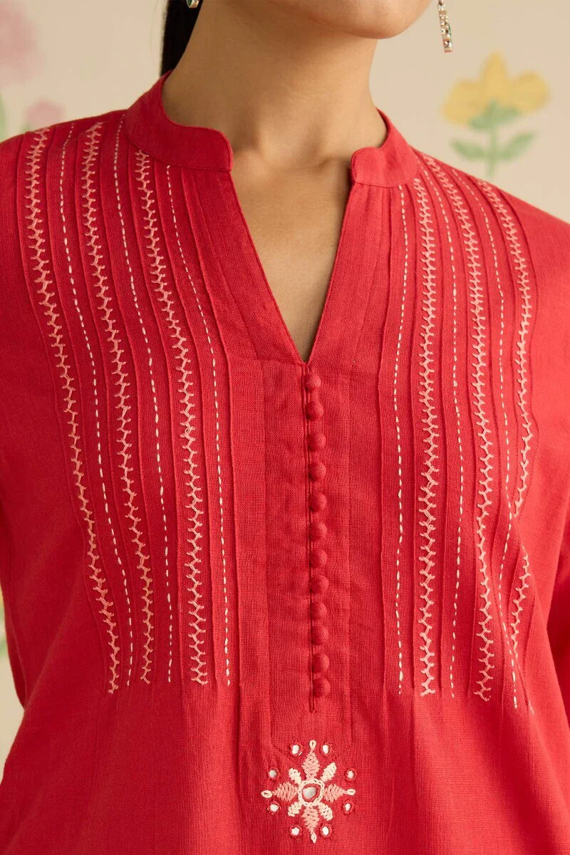 Surplus: Kashida Kiara Red Kurta - Image 5