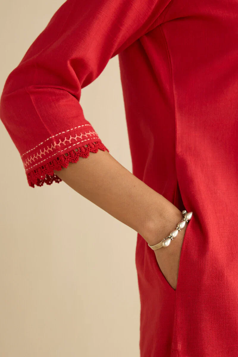 Surplus: Kashida Kiara Red Kurta - Image 6
