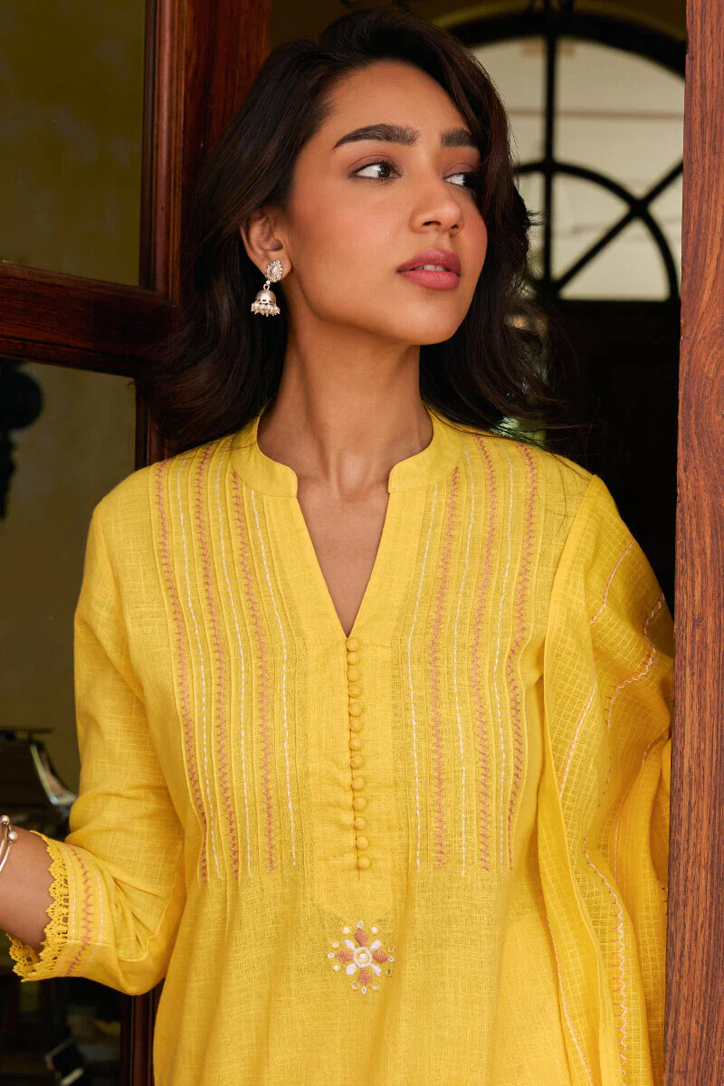 Surplus: Kashida Kiara Yellow Kurta