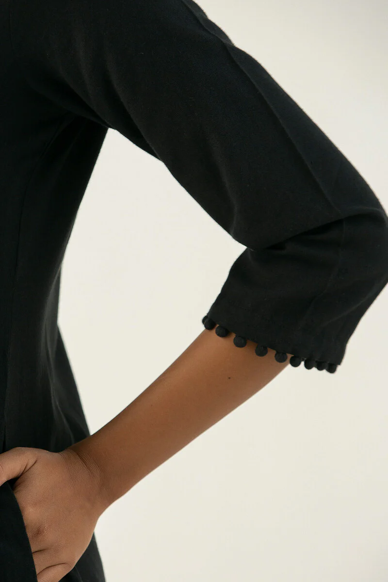 Kashida Maya Black Handloom Kurta - Image 6