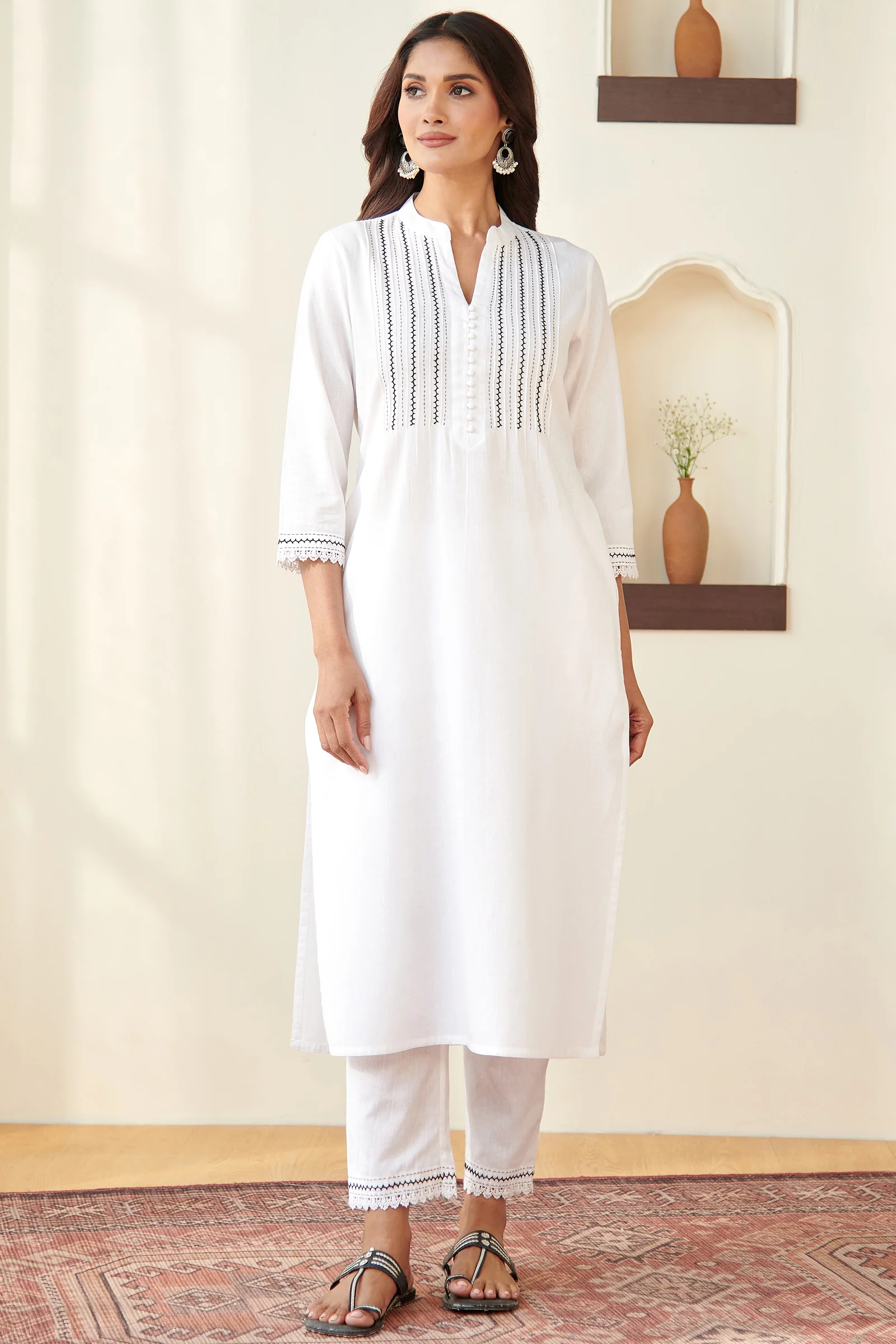 Kashida Parisa White Kurta - Image 2