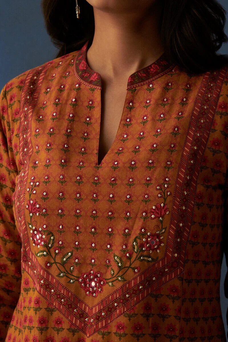 Surplus: Mahnoor Ameera Kurta - Image 3