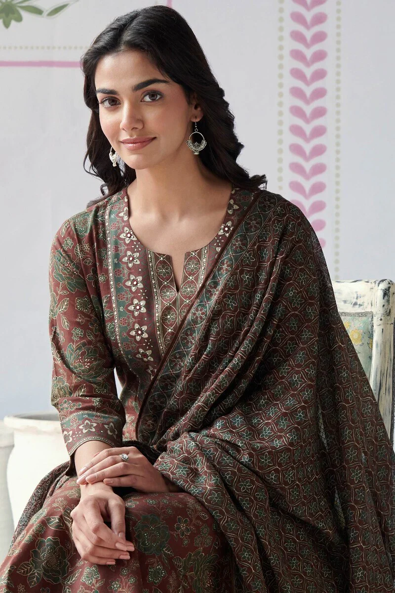 Surplus: Mahnoor Falak Kurta - Image 7