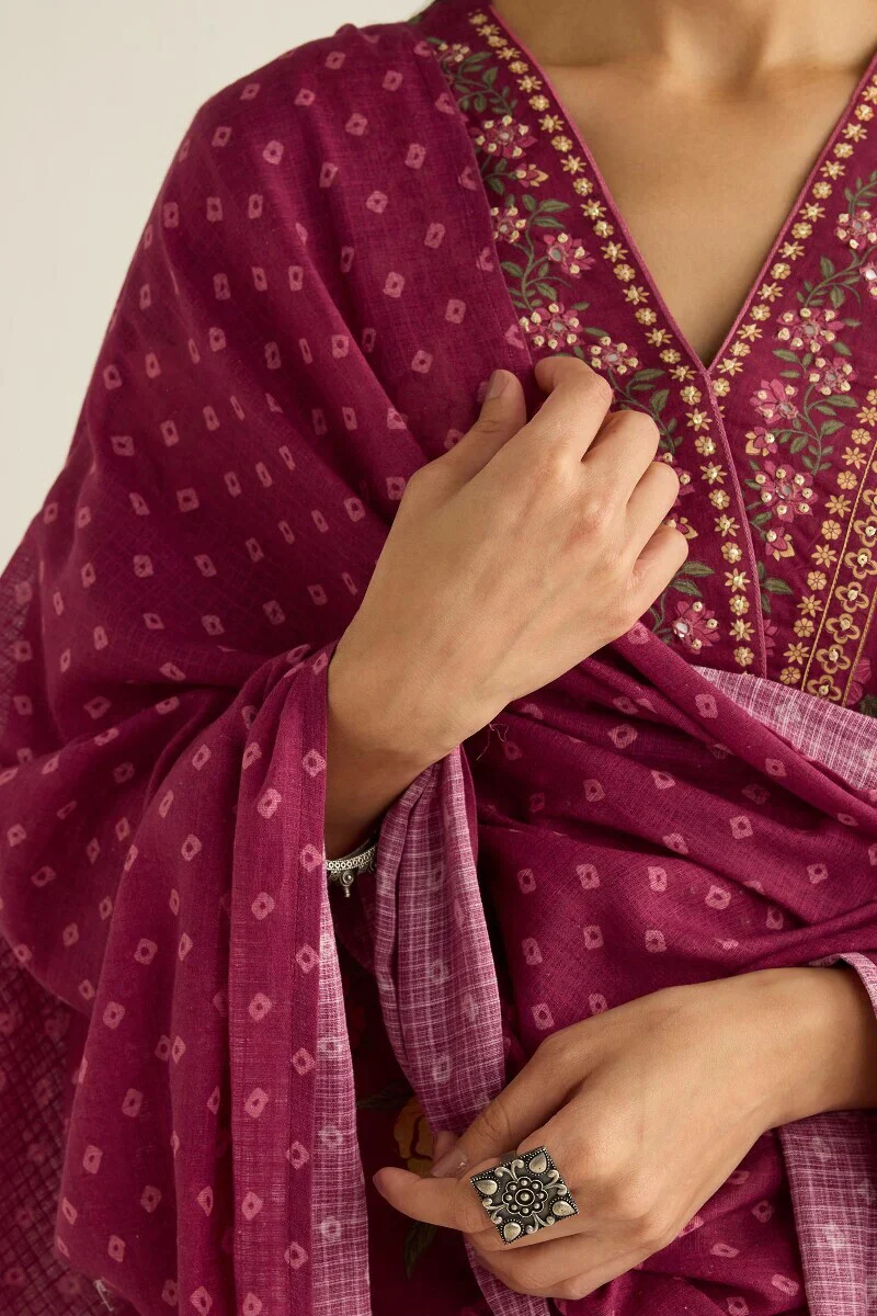 Surplus: Mahnoor Mahira Dupatta - Image 2