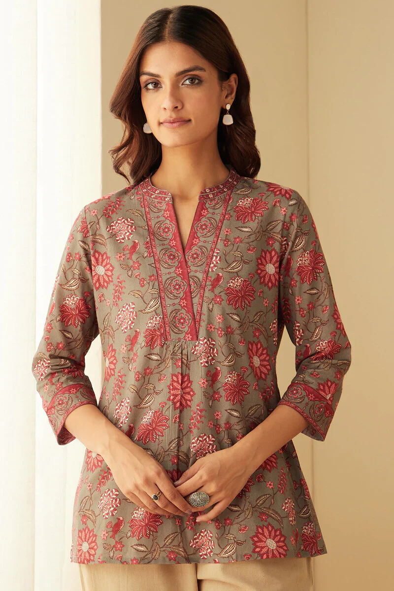 Mahnoor Maya Top