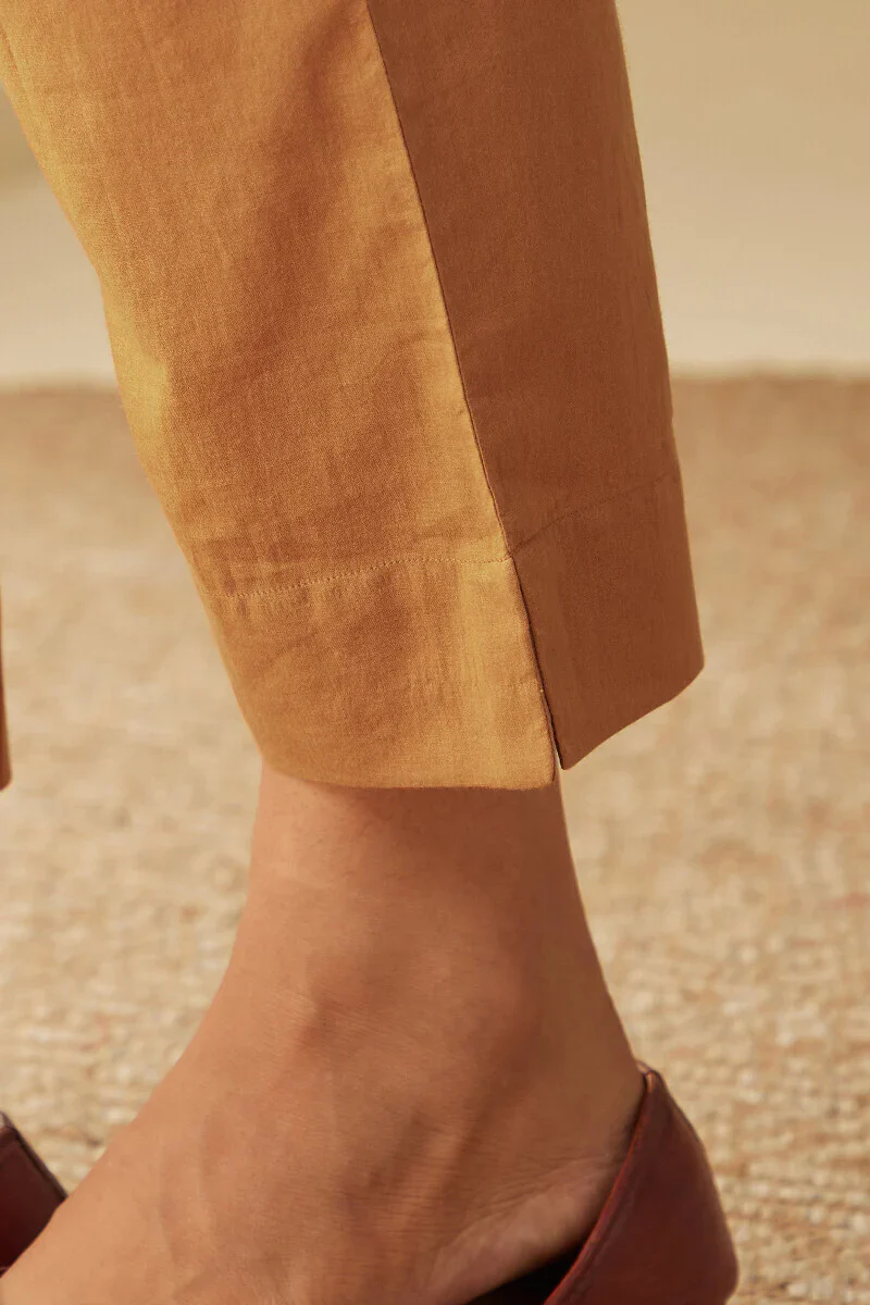 Mahnoor Meher Narrow Pants - Image 2