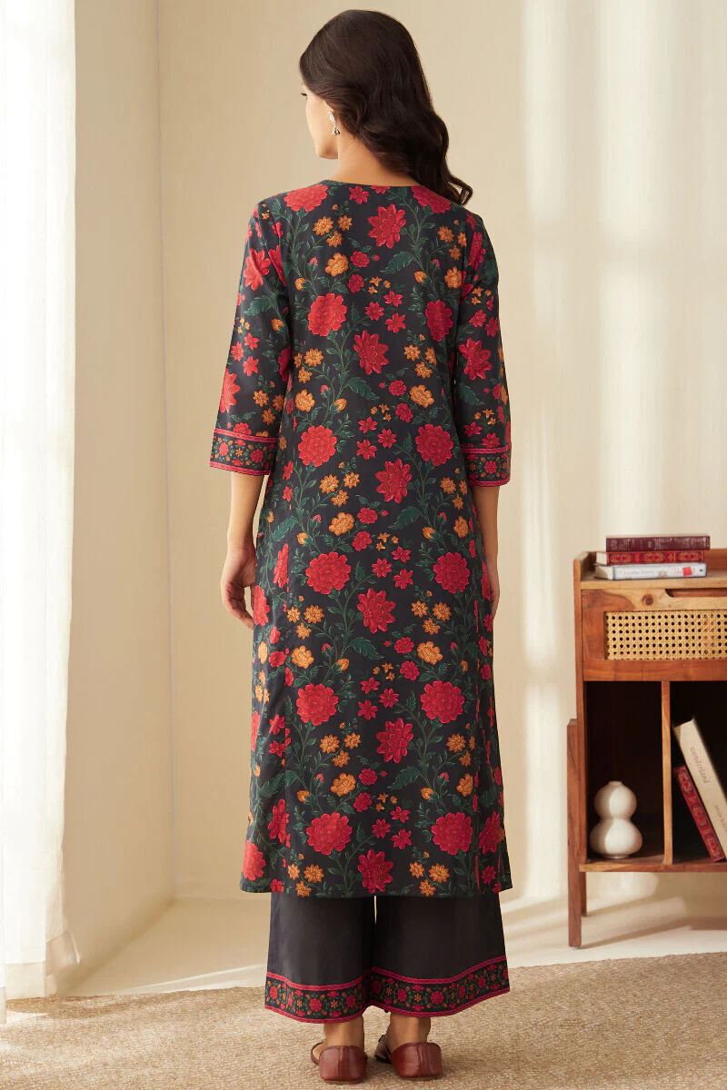 Mahnoor Mumtaz Kurta - Image 9