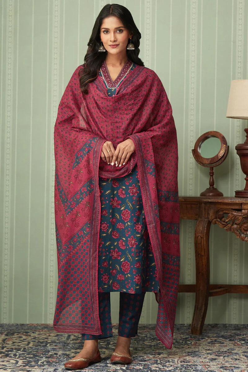 Mahnoor Saira Narrow Pants - Image 3