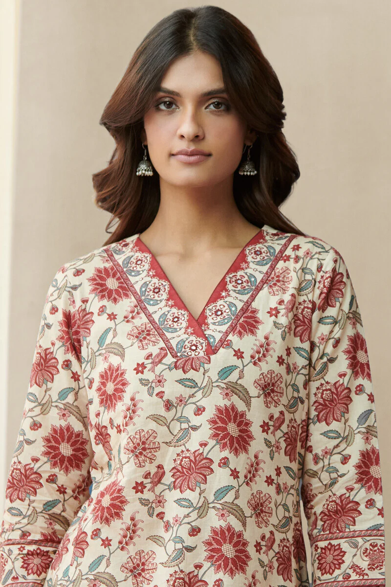 Mahnoor Samaira Kurta