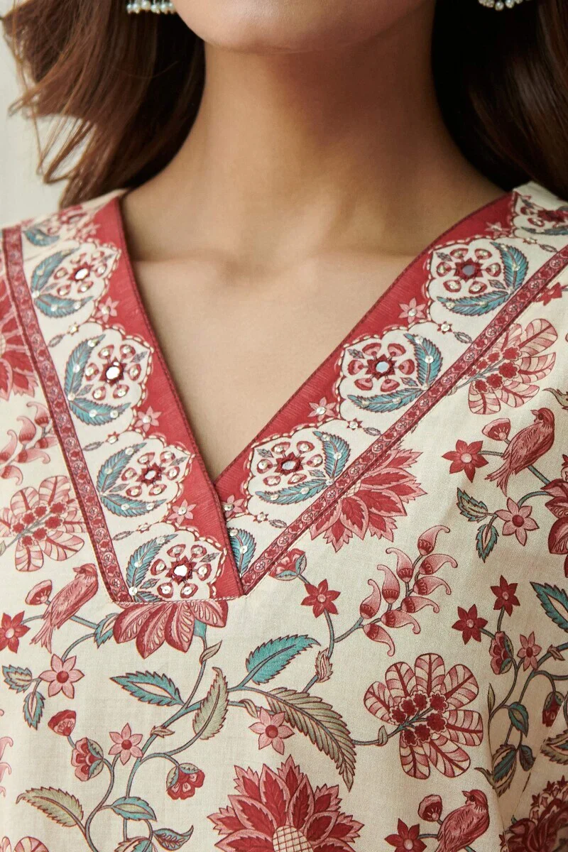 Surplus: Mahnoor Samaira Kurta - Image 5