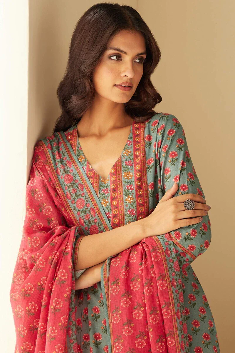 Mahnoor Zafina Kurta - Image 7