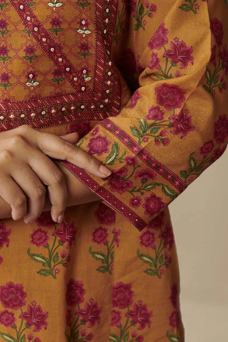 Surplus: Mahnoor Zainab Kurta - Image 6