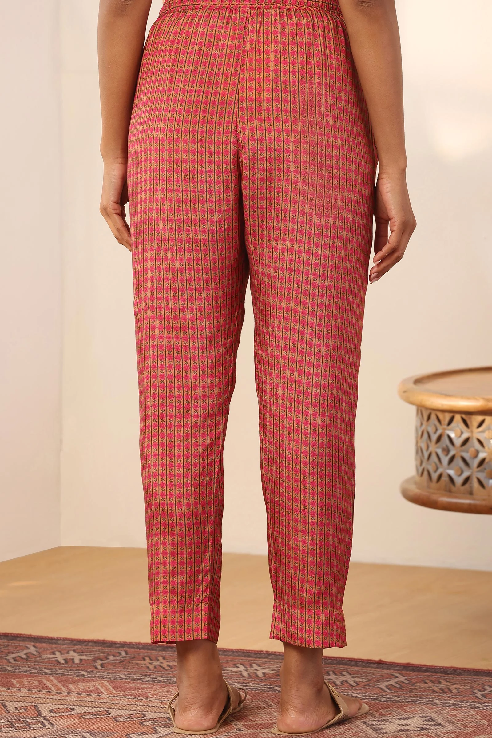 Surplus: Mahnoor Zara Narrow Pants - Image 5
