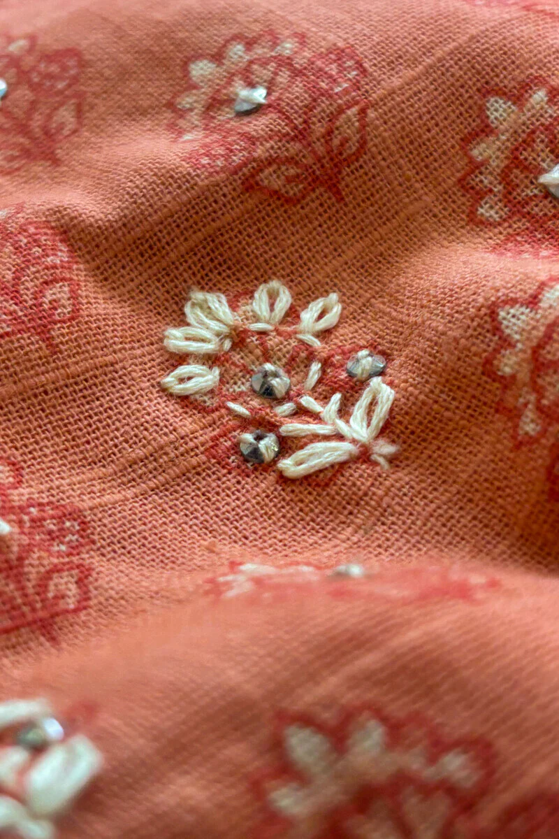 Surplus: Meher Aiza Sanganeri Kurta - Image 2