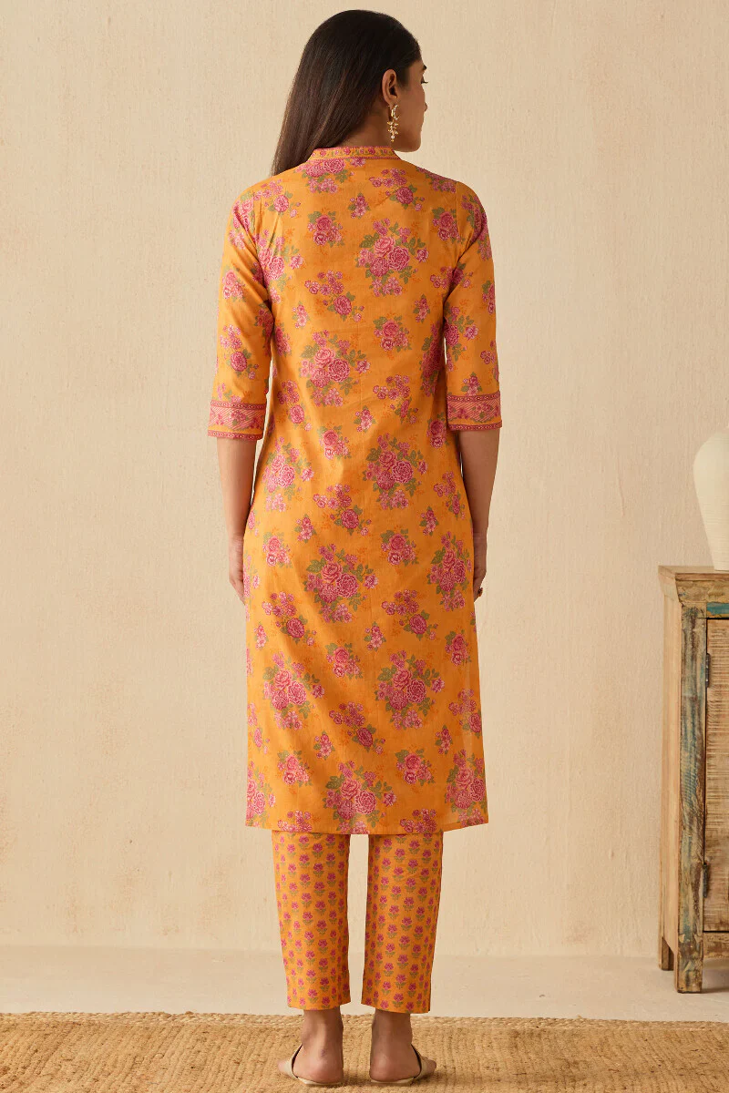 Surplus: Meher Gulbano Kurta - Image 8