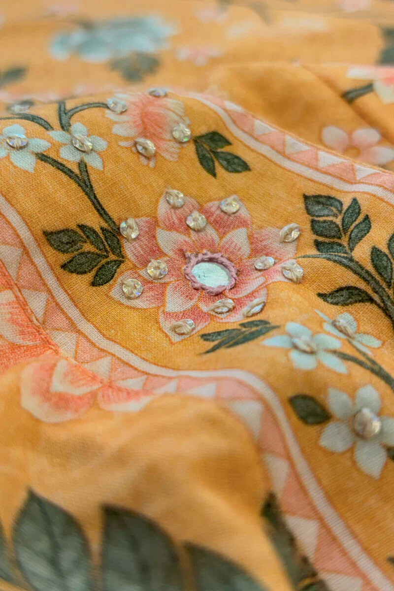 Surplus: Meher Lizah Kurta - Image 2