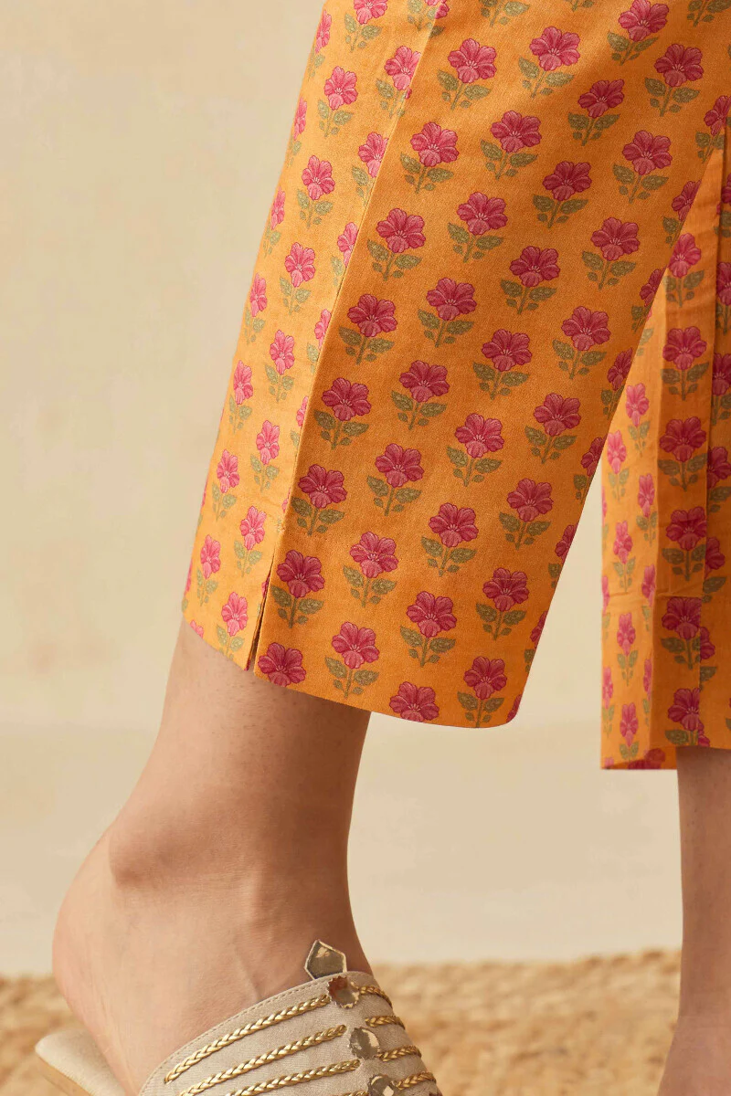 Meher Roohi Narraow Pants - Image 2
