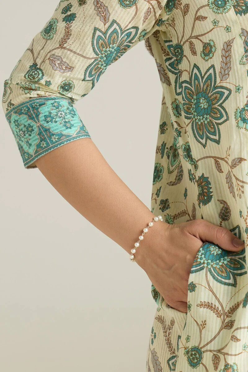 Surplus: Meher Seerat Kaftan - Image 5