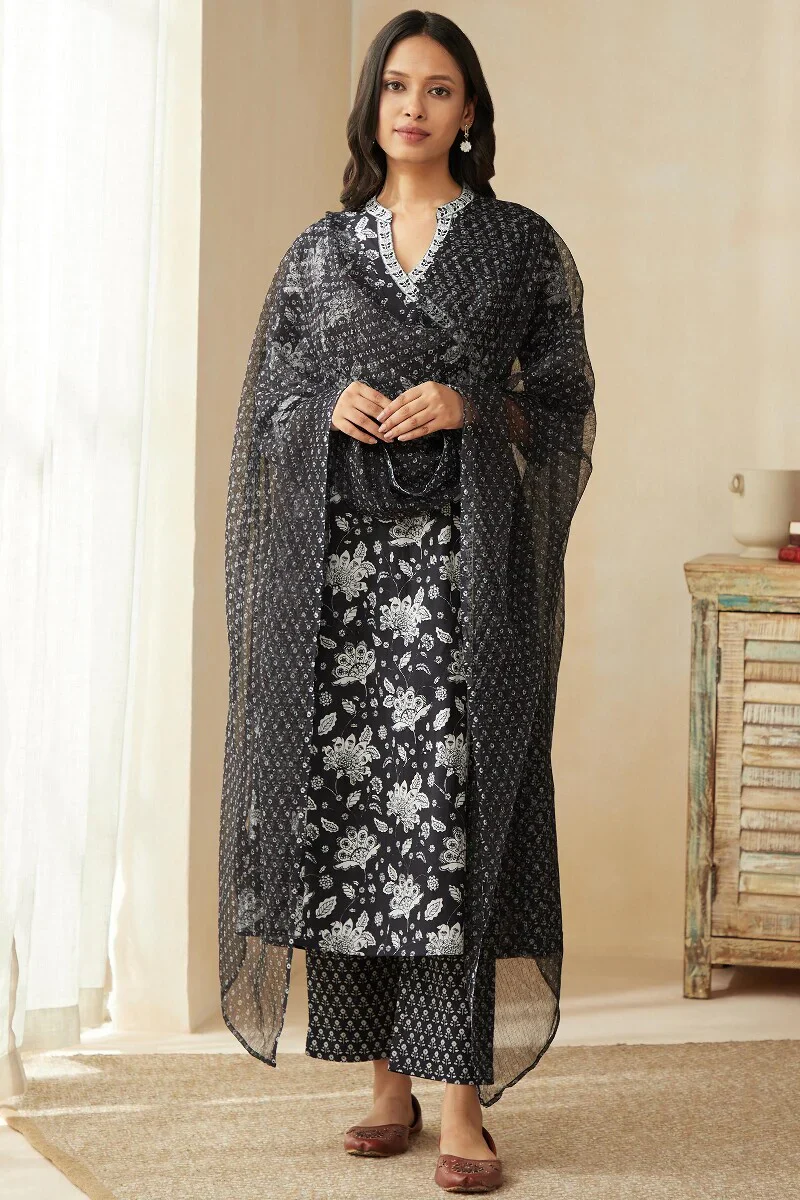 Mehnaz Mirza Sanganeri Kurta - Image 4