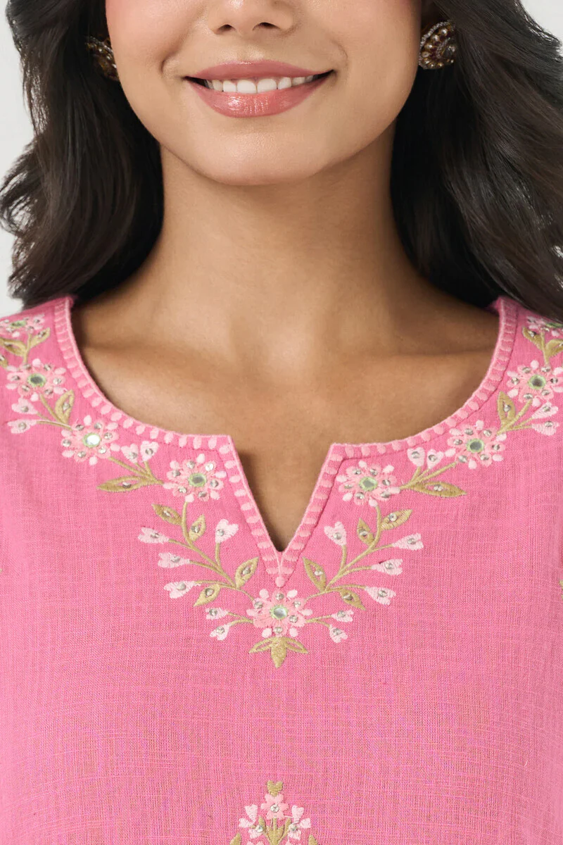 Surplus: Mehraab Aafiya Kurta - Image 4