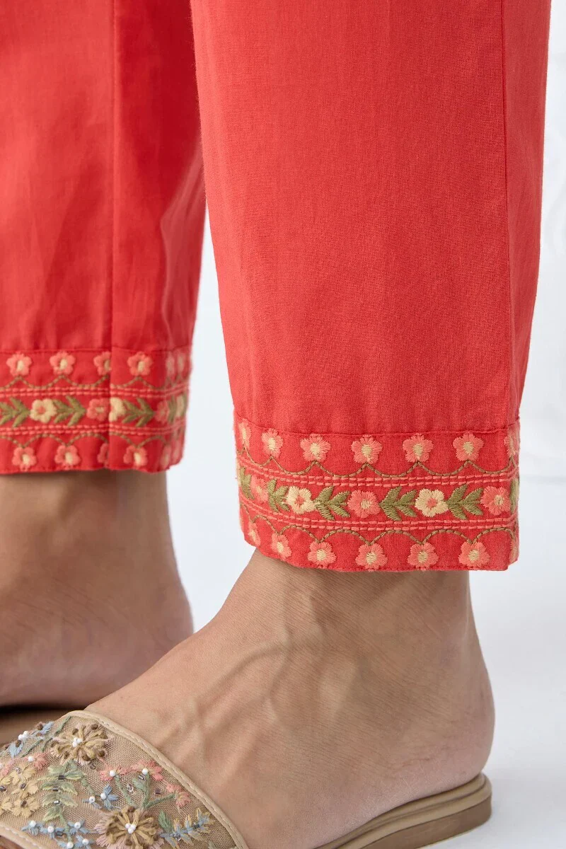 Surplus: Mehraab Afreen Narrow Pants - Image 2