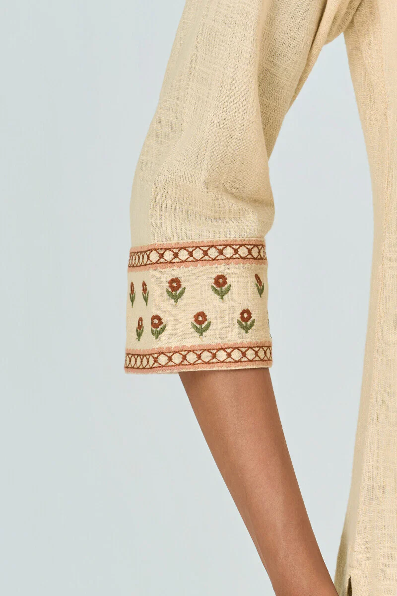 Surplus: Mehraab Fatima Kurta - Image 6