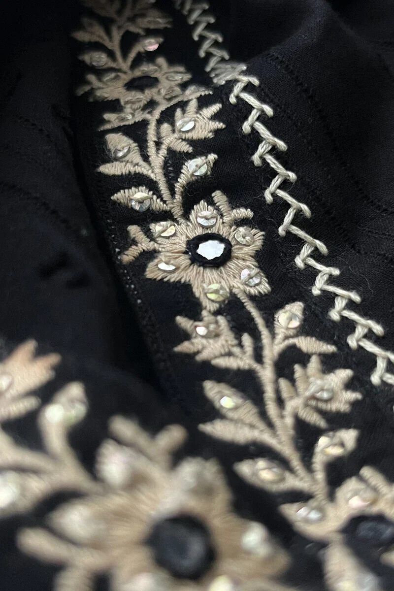 Surplus: Mehraab Inaya Kurta - Image 3