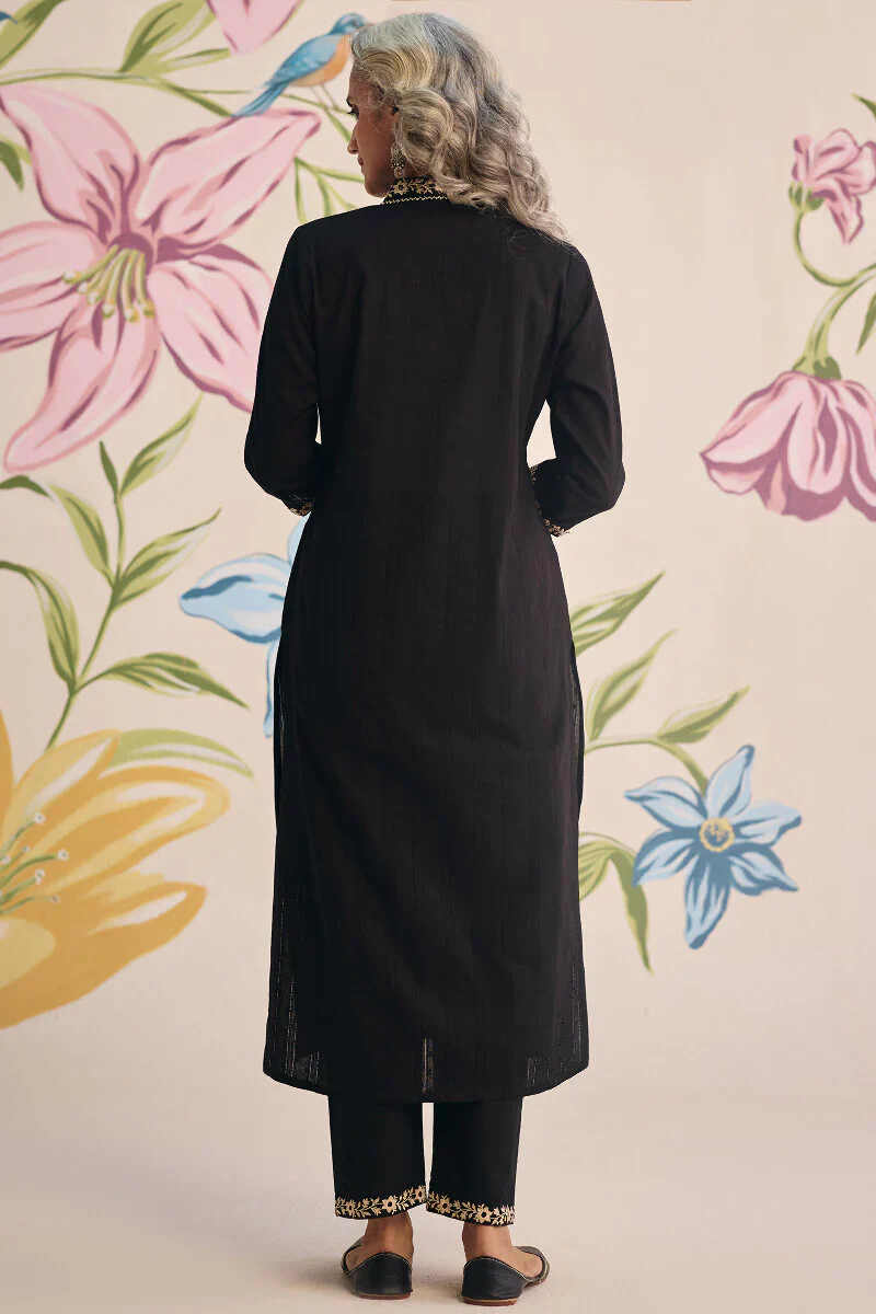 Surplus: Mehraab Inaya Kurta - Image 8