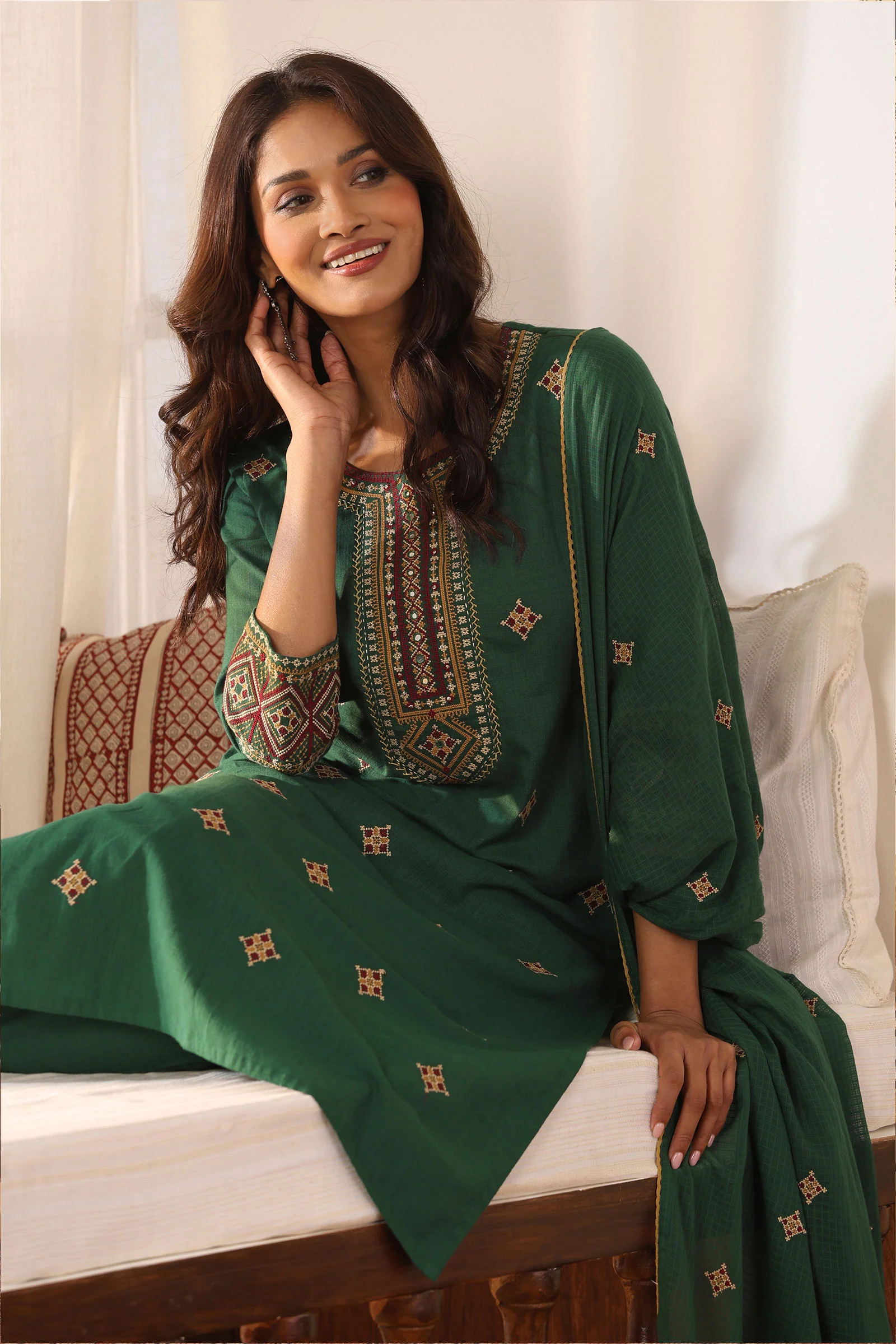 Mehraab Mira Green Kurta - Image 7