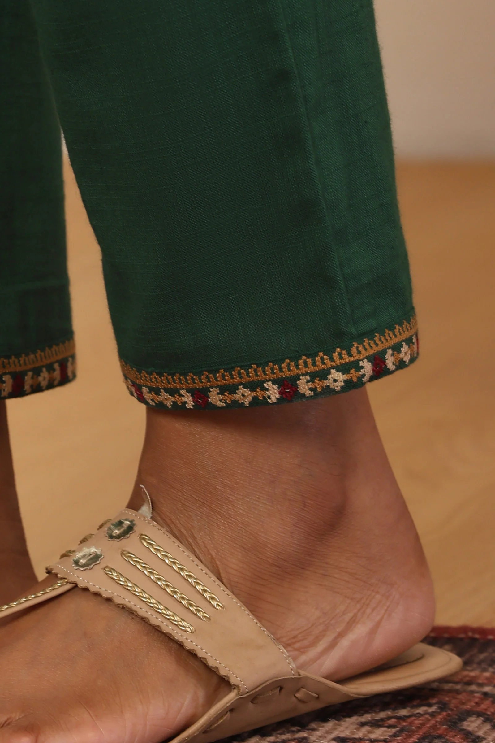 Mehraab Mira Green Narrow Pants - Image 2