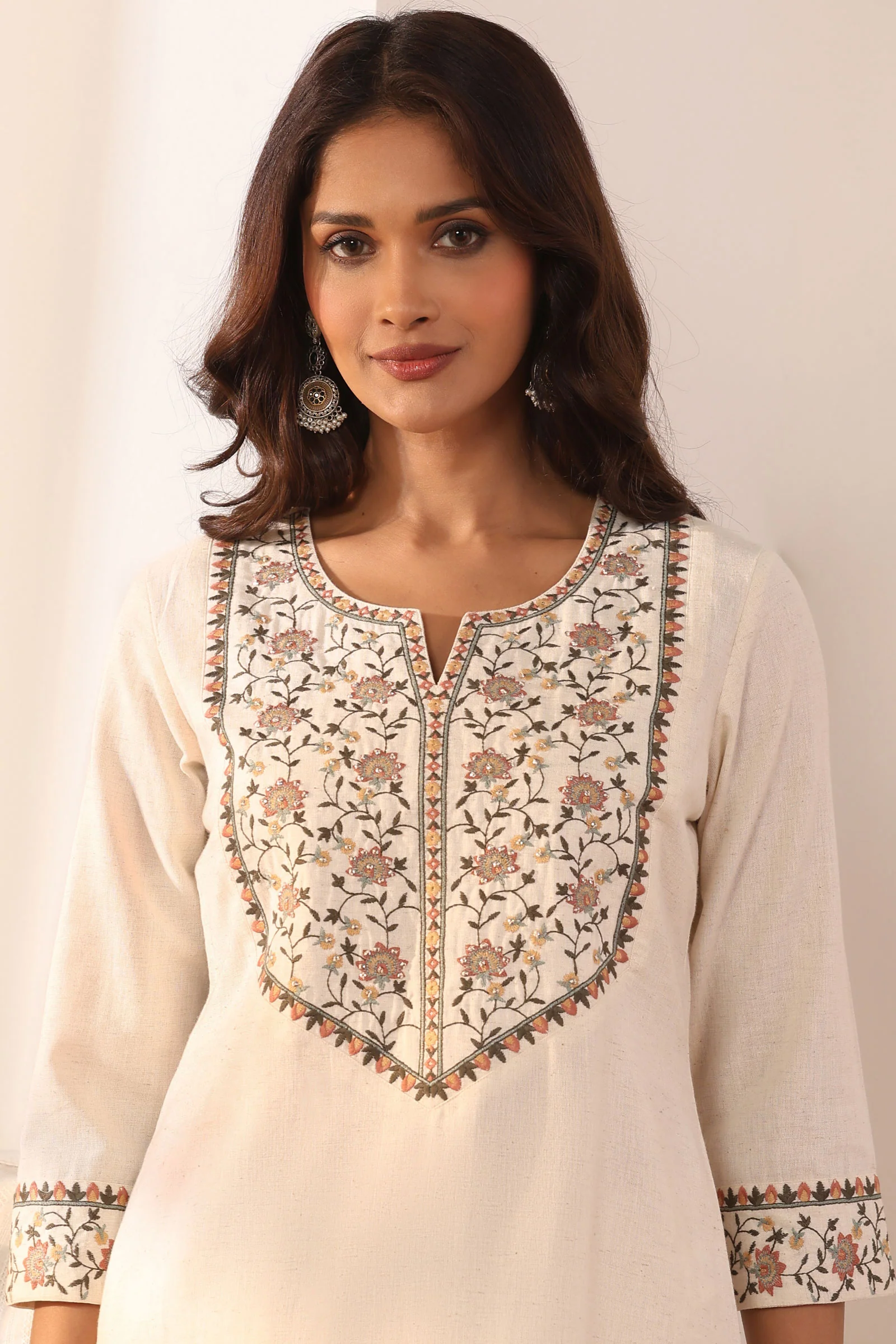 Mehraab Naureen Off White Kurta