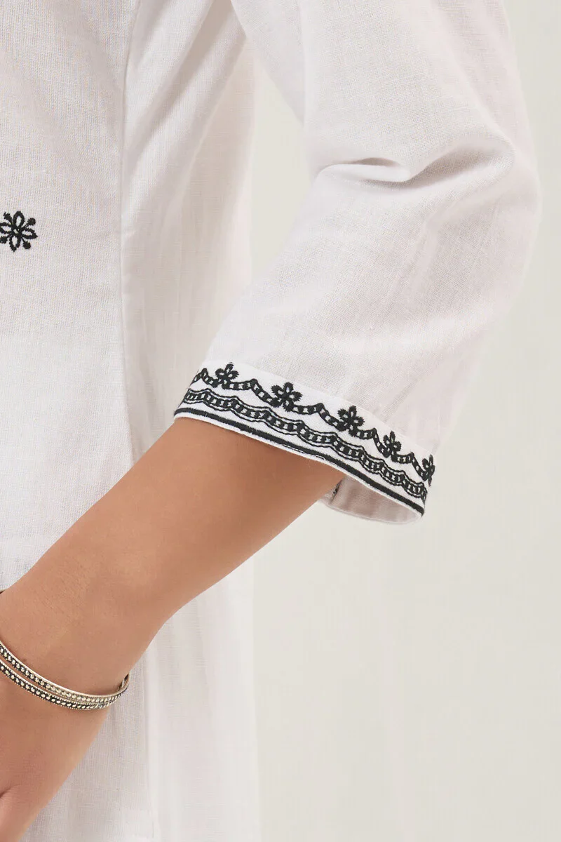 Surplus: Mehraab Nazira Kurta - Image 6